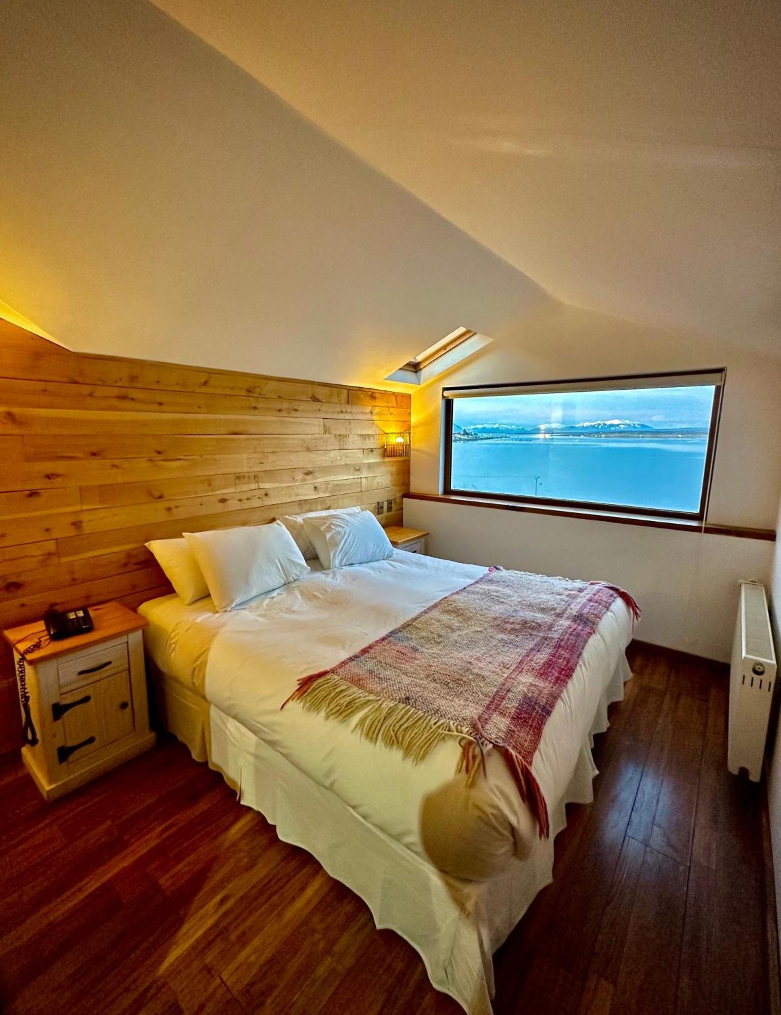 Weskar Lodge Hotel Puerto Natales Eksteriør billede